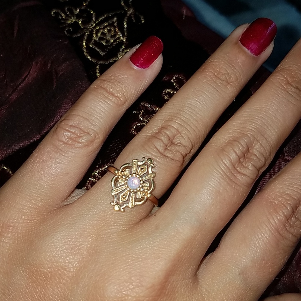 Vintage Avon opal ring
